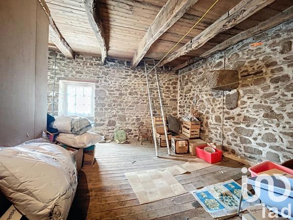 Maison 2 pièces de 72 m² à Roz-sur-Couesnon (35610)