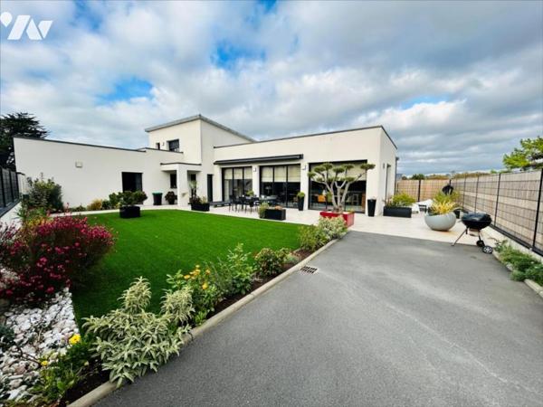 Agon Coutainville Magnifique maison récente à 30 m de la mer