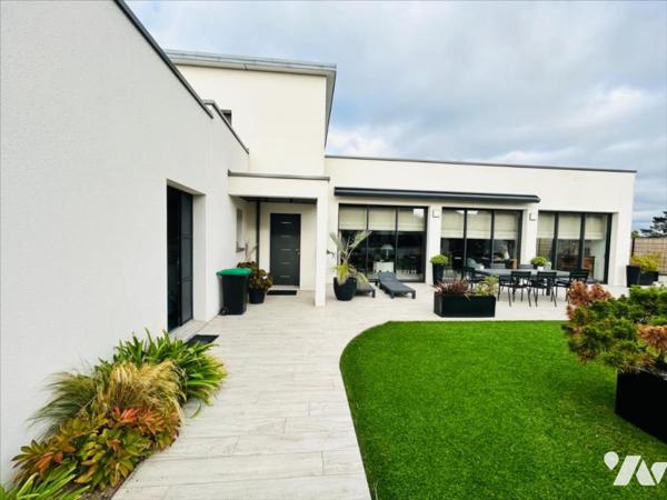 Agon Coutainville Magnifique maison récente à 30 m de la mer