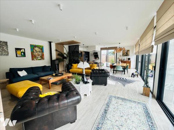 Agon Coutainville Magnifique maison récente à 30 m de la mer