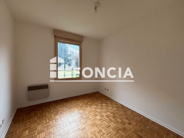 Location Appartement 2 pièces 57.92 m² - 6 PLACE BIR HAKEIM Lyon 69003