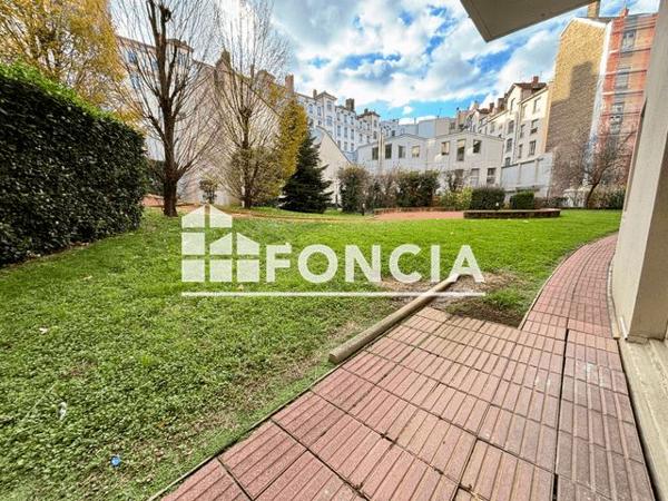 Location Appartement 2 pièces 57.92 m² - 6 PLACE BIR HAKEIM Lyon 69003