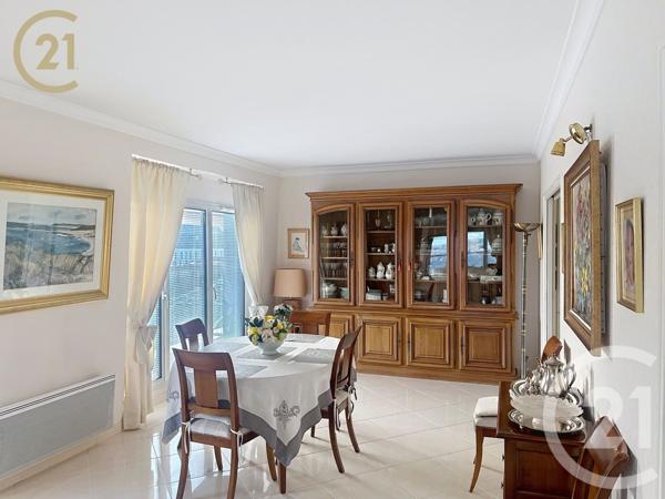 Appartement T3 à vendre  3 pièces - 105,89 m2 ST MALO - 35