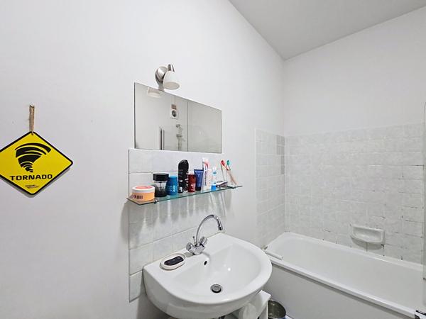 Appartement Nancy 1 pièce(s) 30.69 m2 - Proche Trolley et commerces