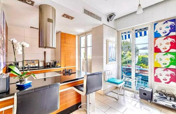 Vente Appartement 1 pièces 57 m2 à Nice