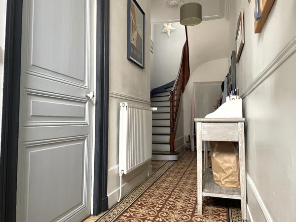 Maison 7 pièces - 140 m²