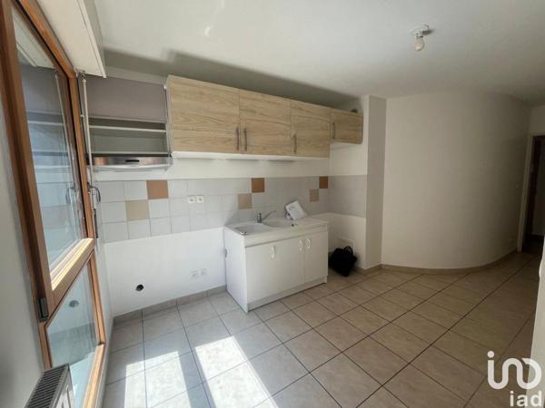 Location appartement 3 pièces 75 m² Lyon 2