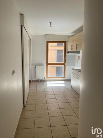 Location appartement 3 pièces 75 m² Lyon 2