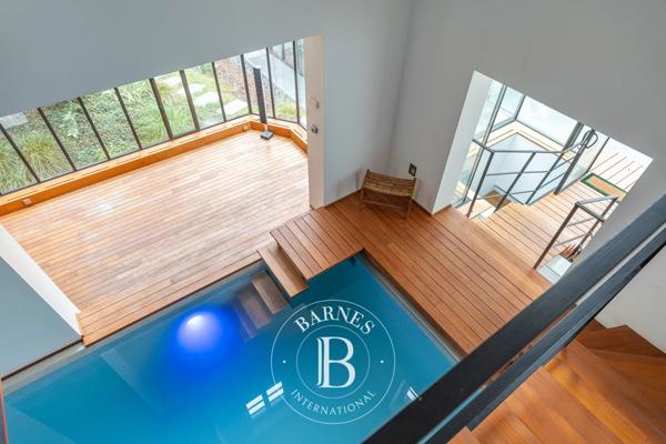 Paris 16ème, Hôtel particulier 5 Chambres -  500 m² à vendre
