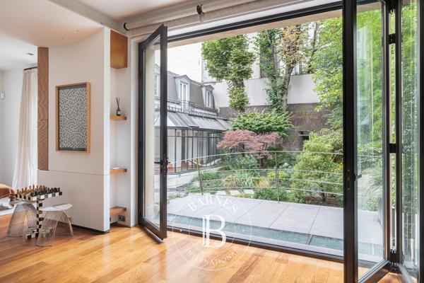 Paris 16ème, Hôtel particulier 5 Chambres -  500 m² à vendre
