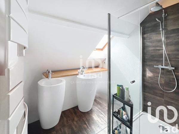 House for sale 5 rooms 130 m² Épinay-sous-Sénart