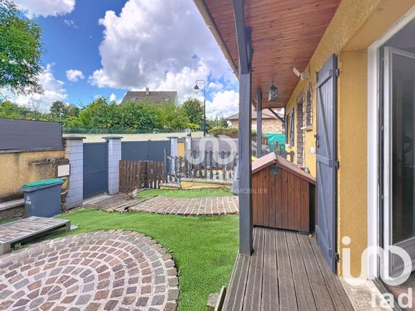 House for sale 5 rooms 130 m² Épinay-sous-Sénart