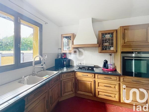 House for sale 5 rooms 130 m² Épinay-sous-Sénart