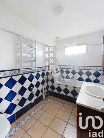 House for sale 5 rooms 130 m² Épinay-sous-Sénart