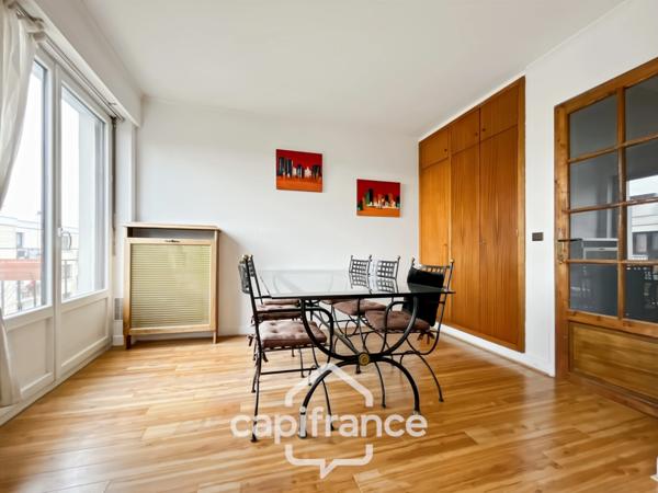 A vendre 5 pièces de 85 m², au dernier étage, lumineux, traversant, au calme avec terrasses, cave et parking, à CHENNEVIERES SUR MARNE (94)