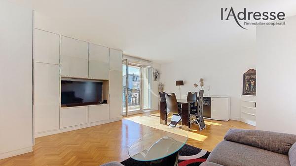 PUTEAUX / QUARTIER REPUBLIQUE Appartement 3 pièces 67m² avec terrasse, cave et parking