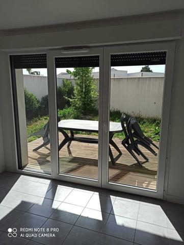 Canal de rompsay, quartier calme, proche centre de LA ROCHELLE. 231 000 € H.A.I.*