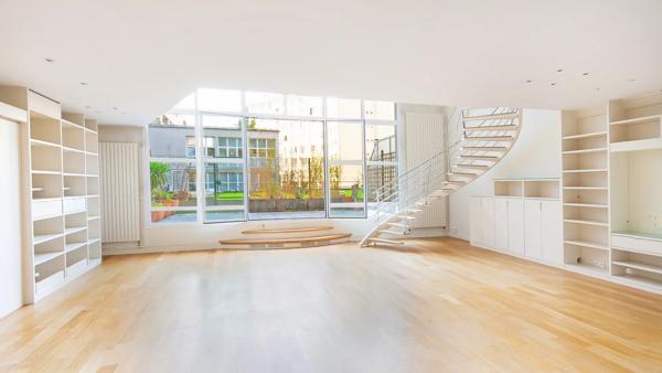 Appartement Paris 19e - BUTTES CHAUMONT