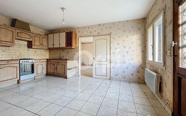 Maison à vendre    3 pièces •  Chantilly