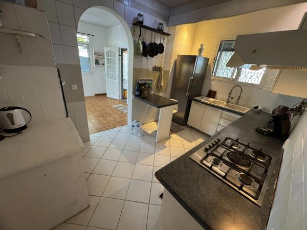 ✨ Coup de cœur assuré : Maison T4 bis avec jardin paysagé et piscine ✨