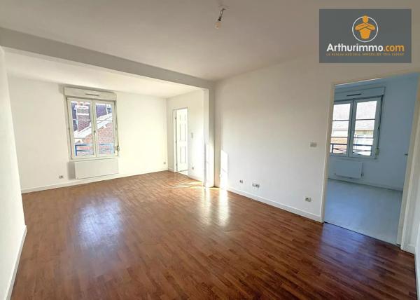 Vente                                                      Appartement
                        
                     3 pièces                      62 m2                     à Compiègne