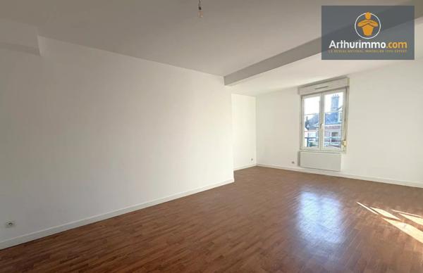 Vente                                                      Appartement
                        
                     3 pièces                      62 m2                     à Compiègne