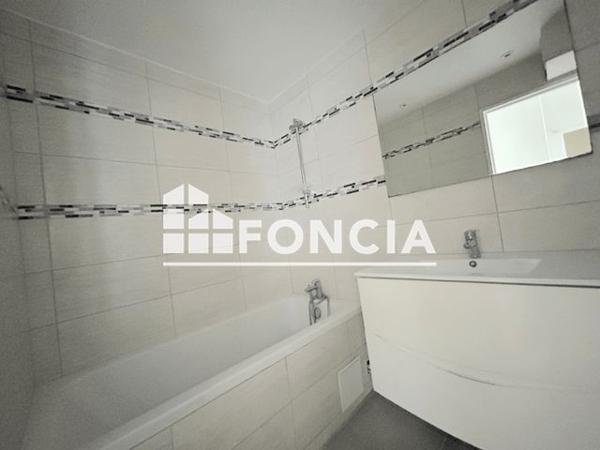 Location Appartement 3 pièces 67.16 m² - 4 ALLEE DU BOIS MOUSSU Champs Sur Marne 77420