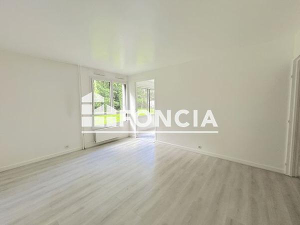 Location Appartement 3 pièces 67.16 m² - 4 ALLEE DU BOIS MOUSSU Champs Sur Marne 77420