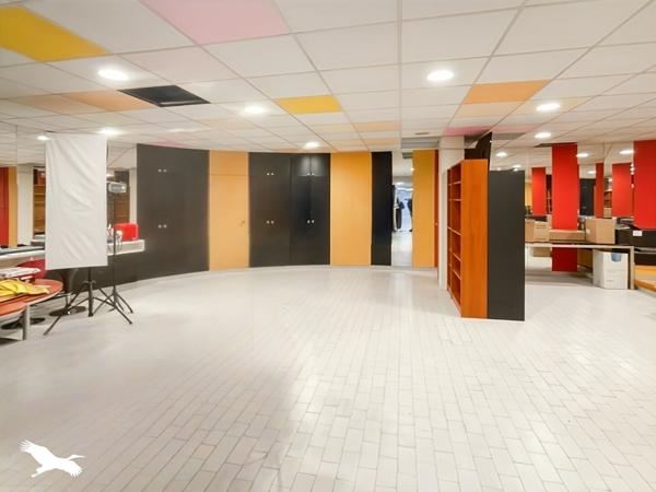 Local commercial à vendre |  Calais |  |