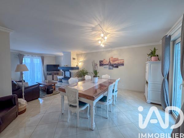 Maison à vendre 6 pièces 165 m² Guignes