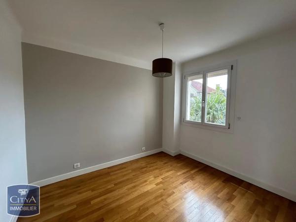 Appartement à louer 3 pièces 68.7m² Brive-la-Gaillarde (19100)