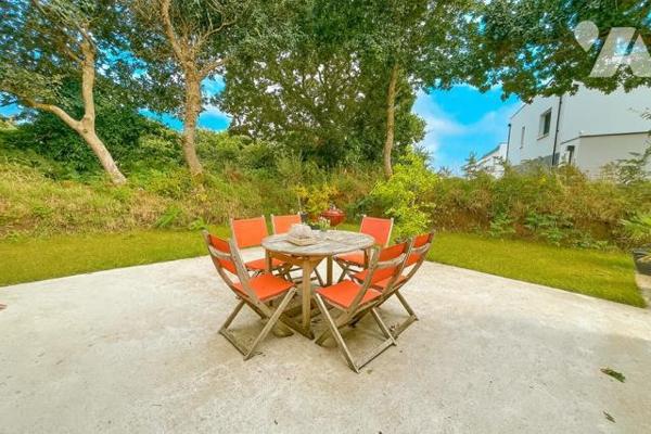LA TRINITÉ-PLOUZANÉ - CONTEMPORAINE DE 2024 - 4 CHAMBRES - TERRAIN 405 M²