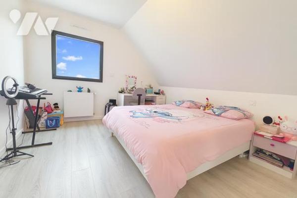 LA TRINITÉ-PLOUZANÉ - CONTEMPORAINE DE 2024 - 4 CHAMBRES - TERRAIN 405 M²