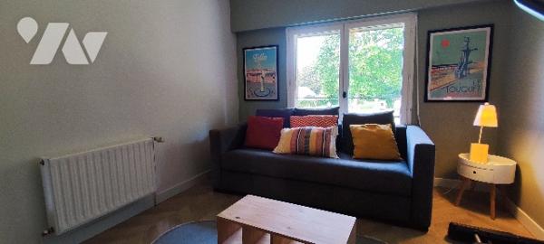 Villa de 190m² aux beaux volumes avec vaste terrain boisé à CUCQ