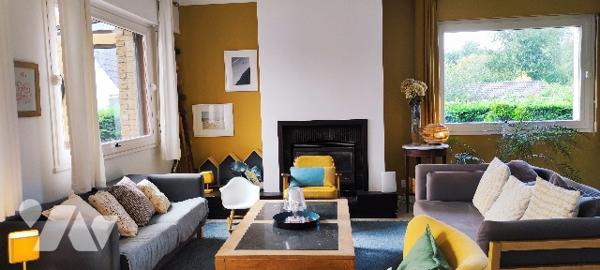 Villa de 190m² aux beaux volumes avec vaste terrain boisé à CUCQ