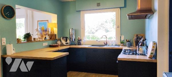 Villa de 190m² aux beaux volumes avec vaste terrain boisé à CUCQ