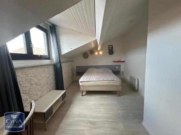 Appartement à louer 1 pièce 15.82m² Dax (40100)