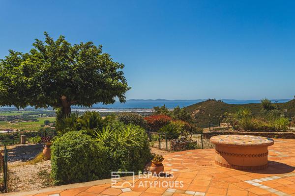 Villa d’artisan en pierres de Bormes et sa vue époustouflante