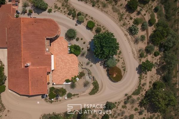 Villa d’artisan en pierres de Bormes et sa vue époustouflante