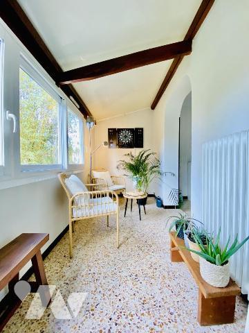 Maison T5, 4 chambres dont une suite parentale, avec garage et jardin attenant