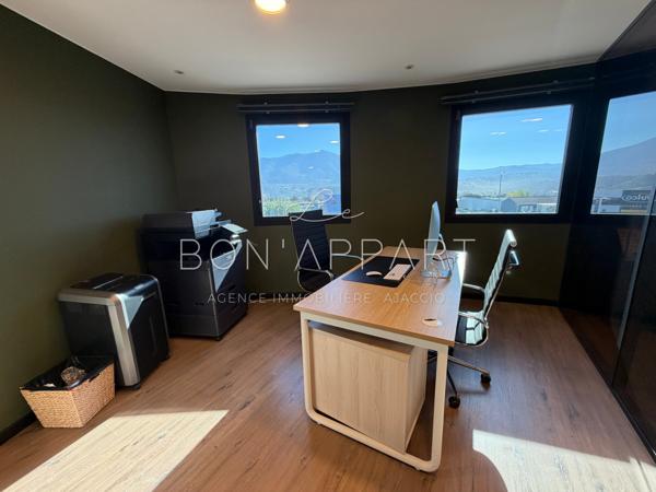 Local professionnel 60 m²