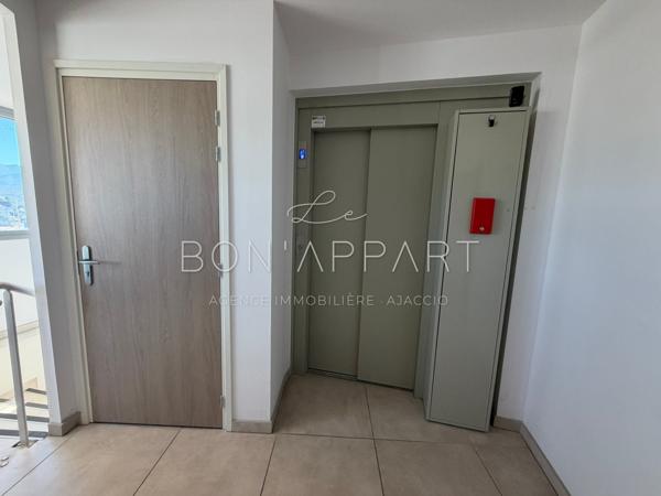 Local professionnel 60 m²