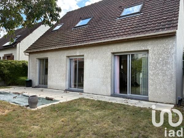 House for sale 5 rooms 121 m² Vaujours