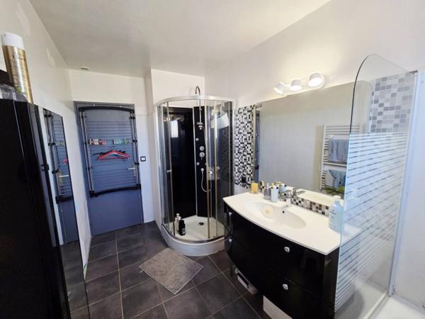 Maison à vendre 5 pièces de 147 m²