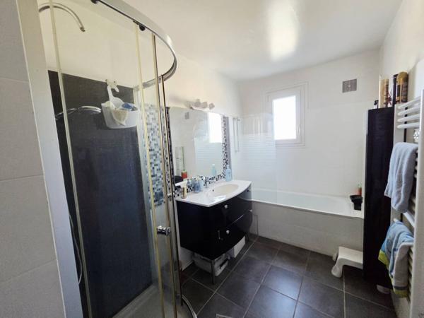 Maison à vendre 5 pièces de 147 m²