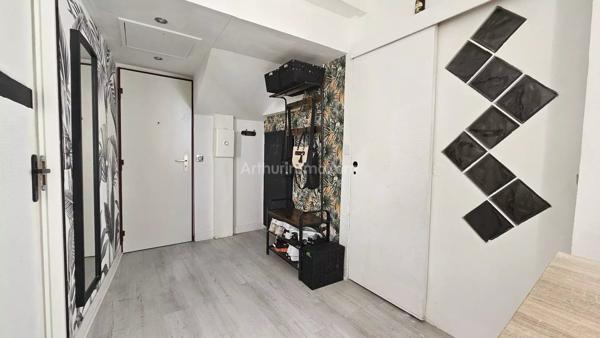 Vente                                                      Appartement
                        
                     2 pièces                      36 m2                     à Montlhéry
