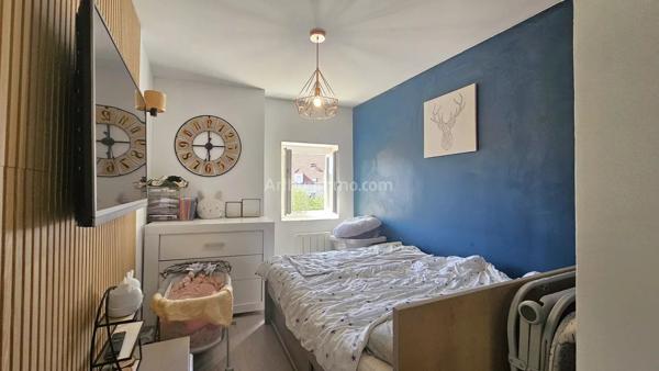 Vente                                                      Appartement
                        
                     2 pièces                      36 m2                     à Montlhéry