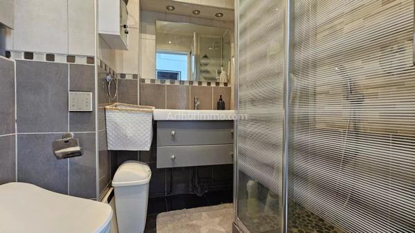 Vente                                                      Appartement
                        
                     2 pièces                      36 m2                     à Montlhéry