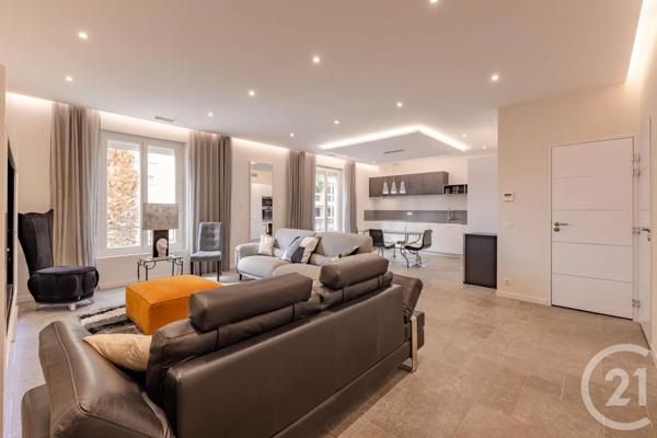Appartement F3 à vendre  3 pièces - 89,50 m 2   STE MAXIME  - 83
