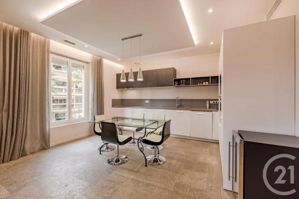 Appartement F3 à vendre  3 pièces - 89,50 m 2   STE MAXIME  - 83